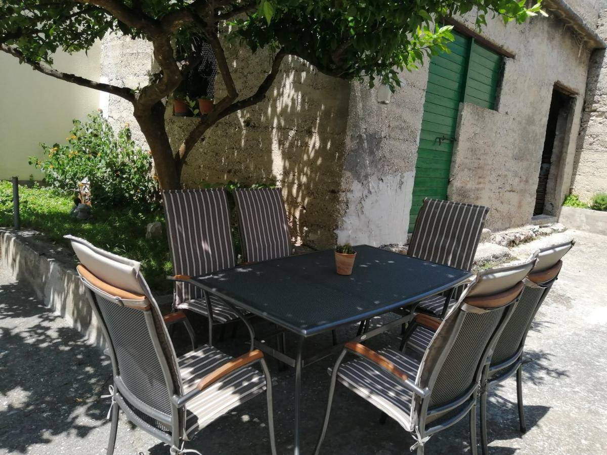 Studio Apartment Sabljic Kaštela Exterior foto